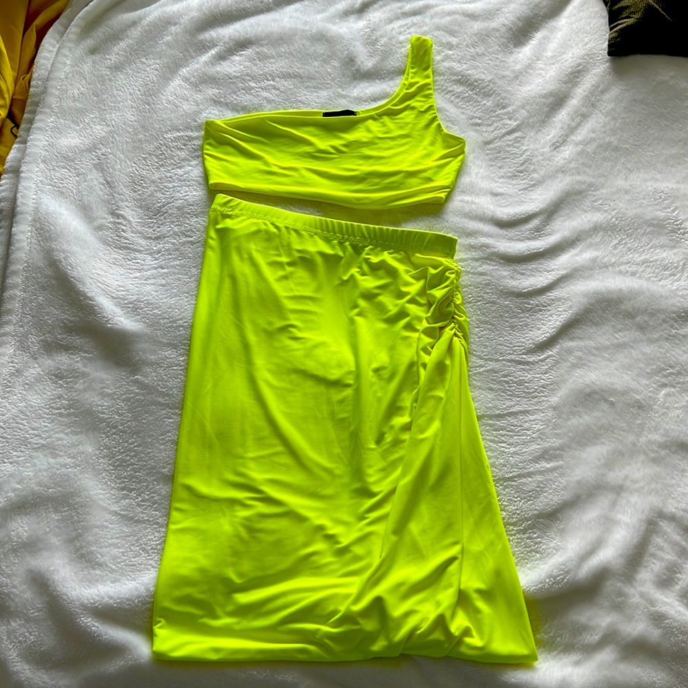 Plt Neon Matching Set - image 1
